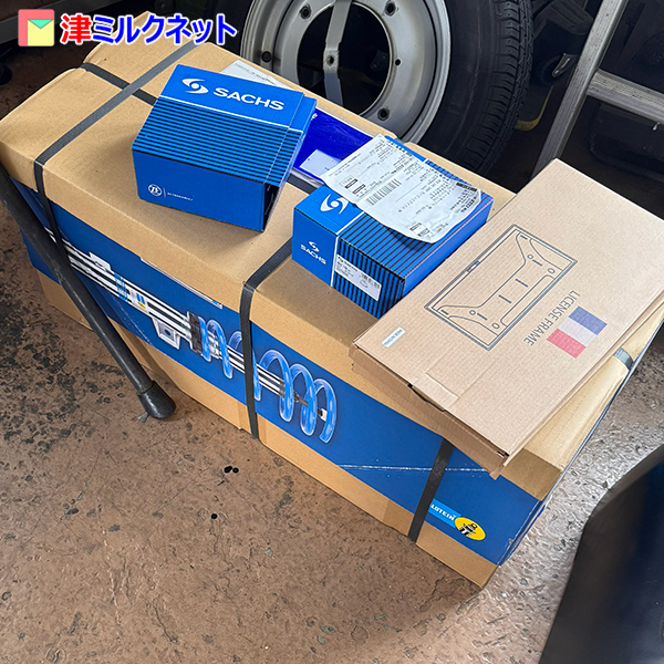 トゥインゴ用ビルシュタインの車高調